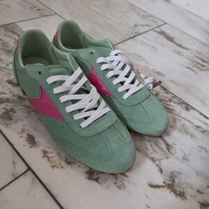 Mila Paoli Green and Pink Sneakers Size 9 Genuine Leather Made In Italy